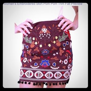Umgee usa embroidered mini skirt sz Small